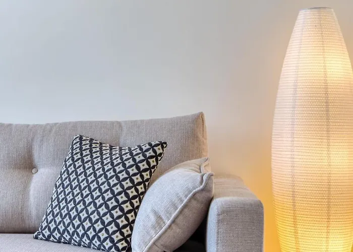 Manon Magnifique F2 Avec Vue Rouen